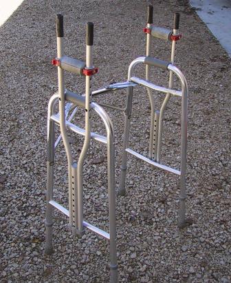 S_RC Support Stand2.JPG (45498 bytes)
